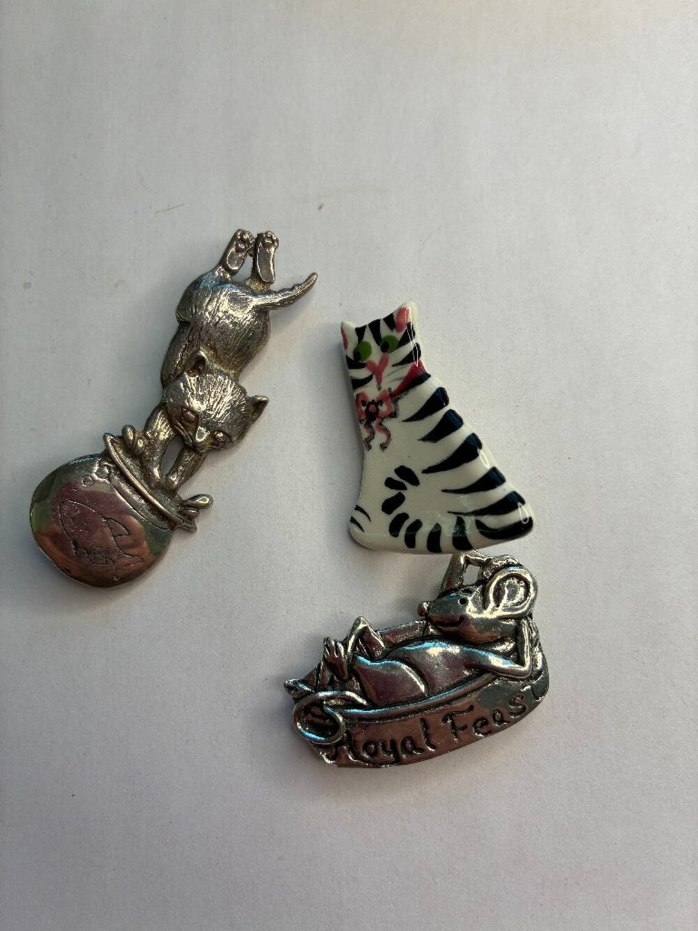 Bundle Set Two Cat Pins Brooches and One Mouse Magnet.